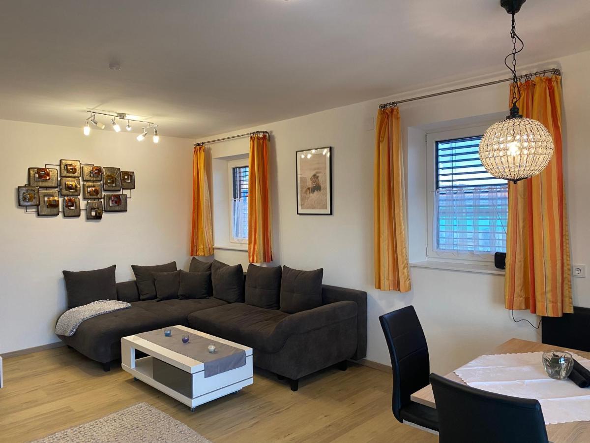 Wohnung City Nord Mit Balkon Herzogsdorf Exterior photo